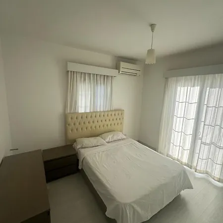 Villa Girne, Private Close To The Sea And