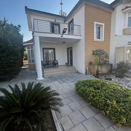 Girne, Private Close To The Sea And